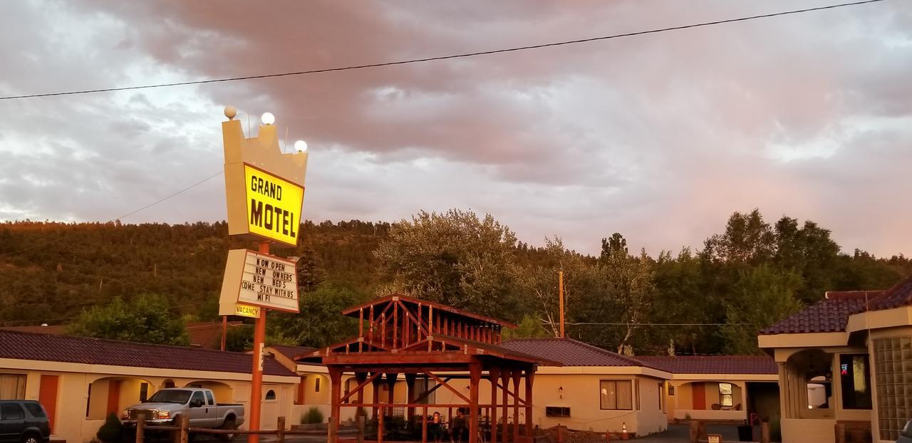 Grand Motel Williams Εξωτερικό φωτογραφία